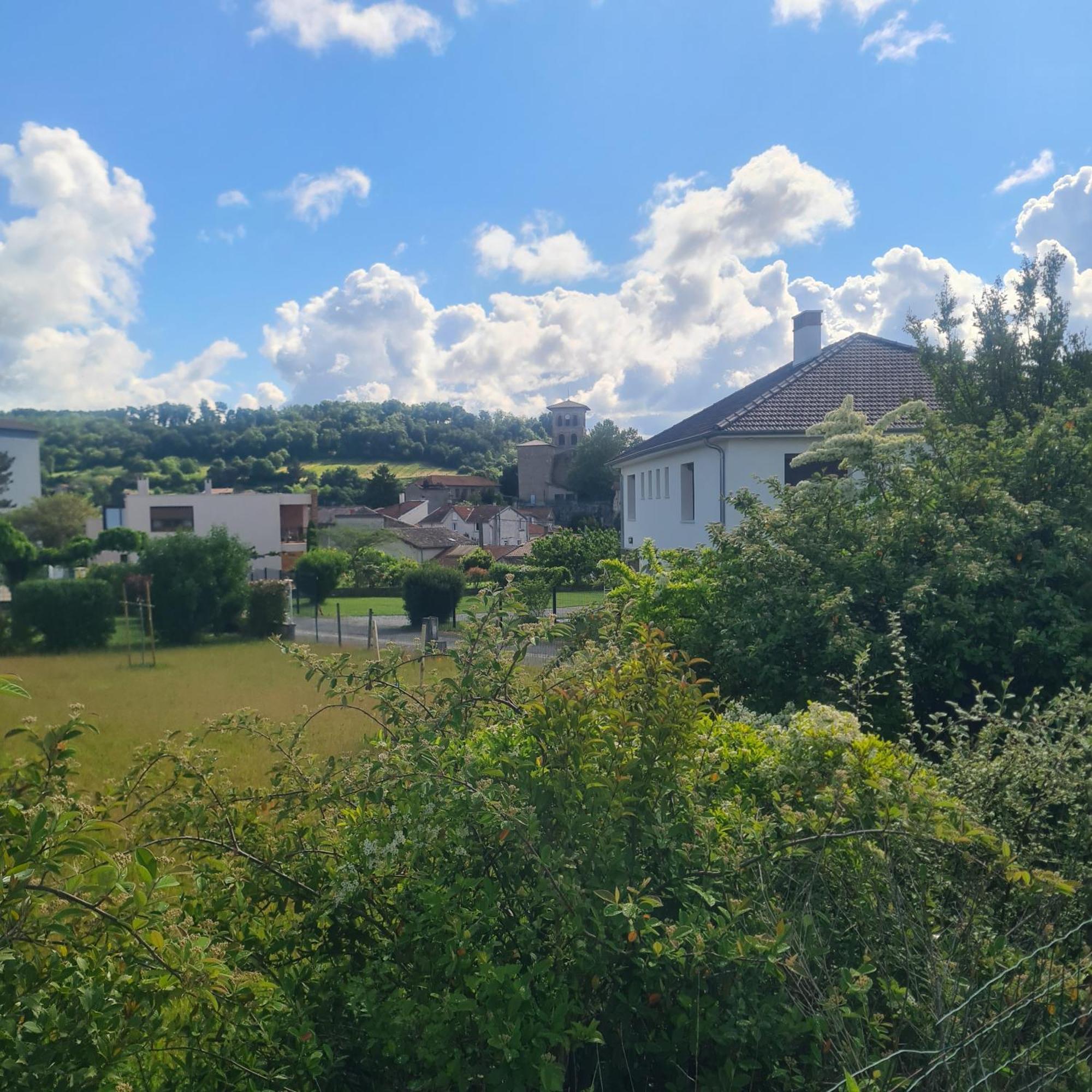 Bed and Breakfast La Parenthese Des Collines Saint-Donat-sur-lʼHerbasse Exterior foto